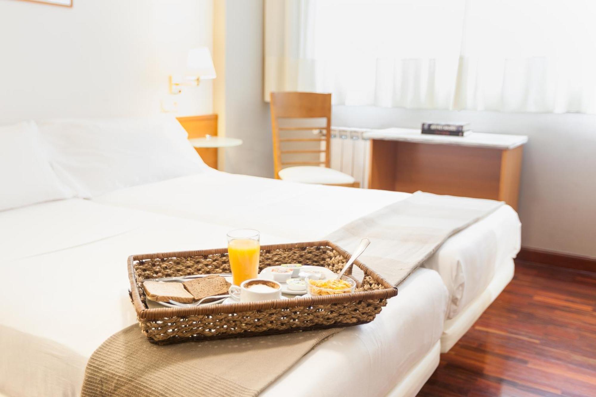 Hotela Hotel 2*
